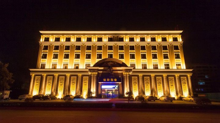 西峡凯撒皇宫酒店