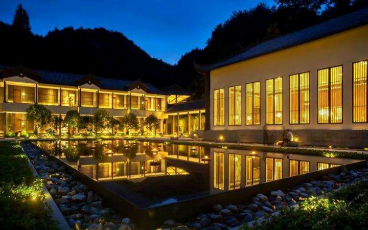 酉阳喜悦秘境酒店