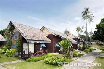 龙运码洋萨利度假酒店(Mayangsari Resort Dungun)