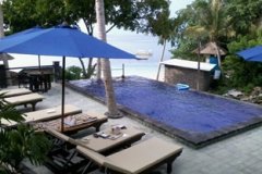 桑兰邦吉海滩小屋酒店(Song Lambung Beach Huts)