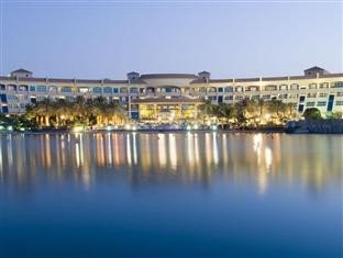 爱尔拉哈海滩酒店(Al Raha Beach Hotel)