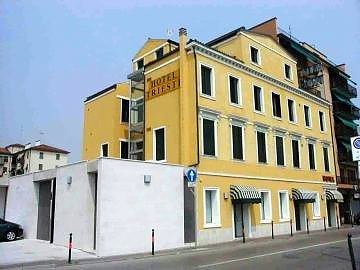 里雅斯特酒店(Hotel Trieste)