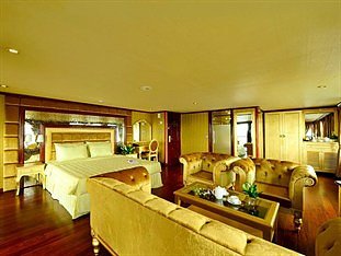 金色游轮酒店(Golden Cruise)
