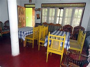 拉克尼拉宾馆(Lak Nilla Guest House)