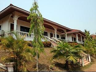 利奥康巴帕瑟特度假村(Leo Khampaseut Resort)