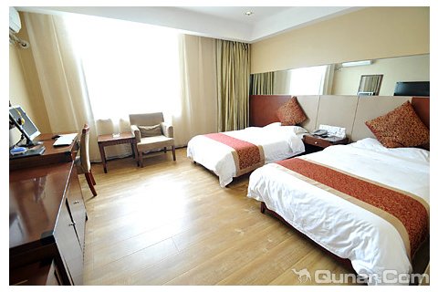 速8酒店济南长途汽车总站西门店