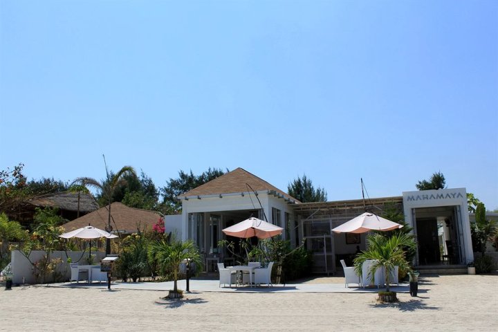 玛哈玛雅度假酒店(Mahamaya Boutique Resort)