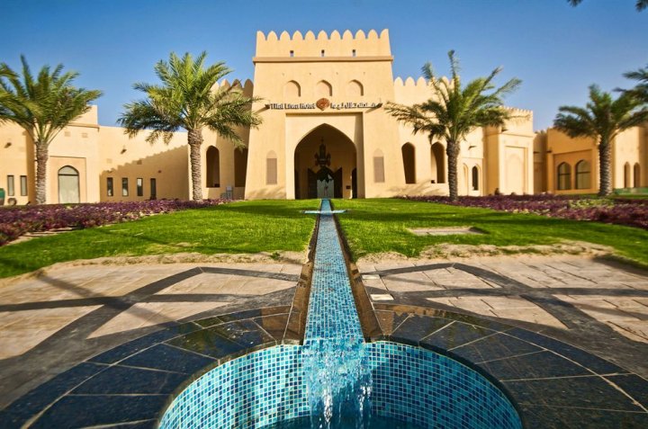 提拉尔利瓦酒店 - 扎耶德古堡(Tilal Liwa Hotel - Madinat Zayed)