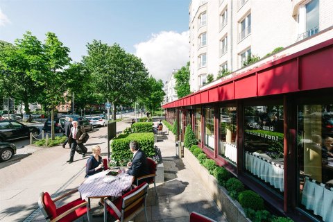 17最常参与打折的品牌是Tommy, Hugo Boss,极