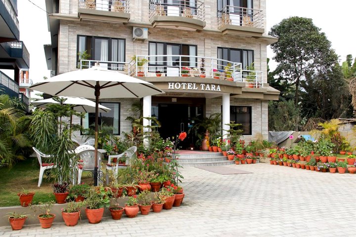 塔拉酒店(Hotel Tara)