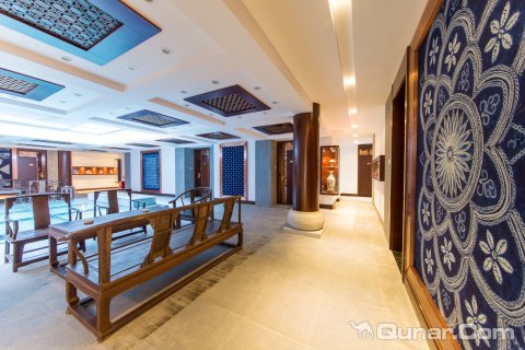 古城大院里人文度假酒店