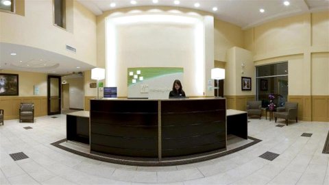 东索里假日套房酒店 - 克罗弗戴尔店(Holiday Inn Hotel & Suites Surrey East - Cloverdale)