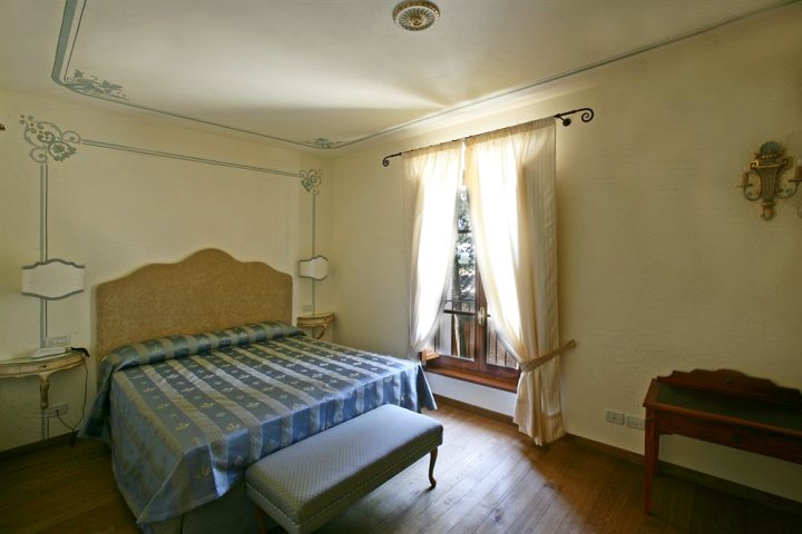 波贾诺别墅酒店(Villa Poggiano)