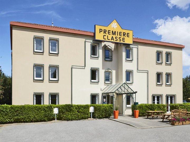 浦米瑞里昂北-吉纳尔-麦斯埃克斯酒店(Première Classe Lyon Nord - Genay-Massieux)