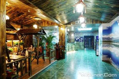 西峡他她云酒店