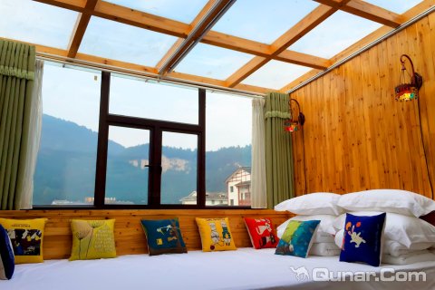 Miss客栈(张家界森林公园标志门店)