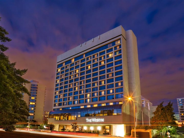 水晶城威斯汀酒店(The Westin Crystal City Reagan National Airport)