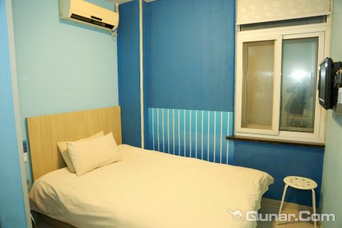 百时酒店(盐城第三人民医院北院北金鹰店)