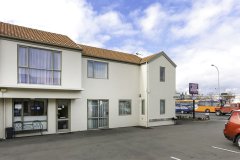 布什院长旅馆(Deans Bush Motel)