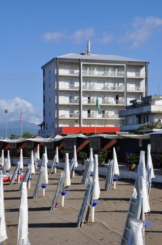 史宾内塔海滨酒店(Riviera Spineta)