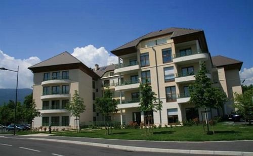 迪沃恩莱班日内瓦城市舒适公寓式酒店(前公园及套房酒店)(Appart'City Confort Genève – Divonne les Bains (Ex Park&Suites))