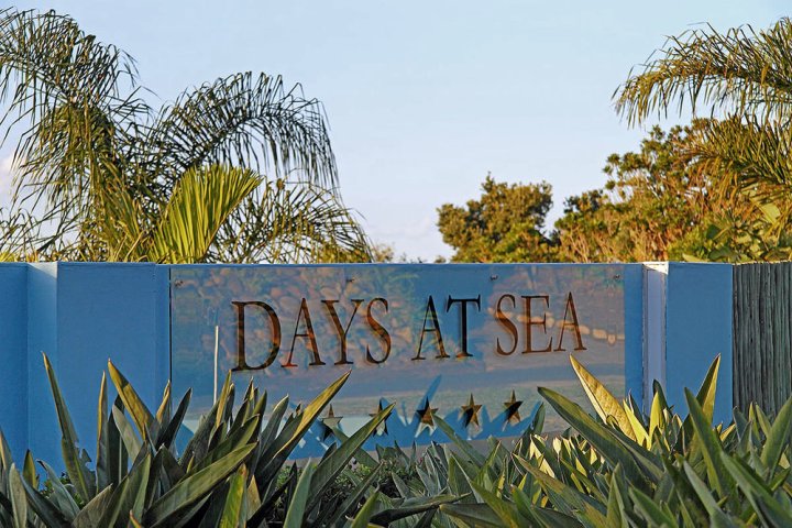 海滩时光山林小屋酒店(Days at Sea Beach Lodge)