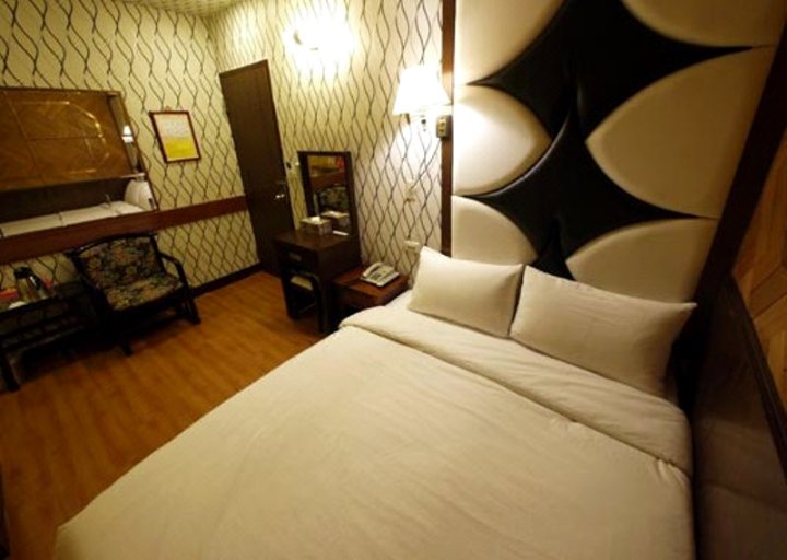 基隆馥嘉商务旅馆(Fucha Hotel)