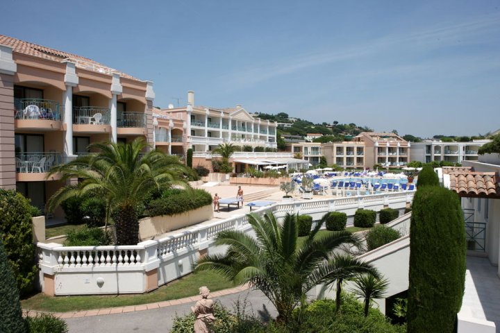 戛纳别墅弗朗西亚皮埃尔假日酒店(Pierre & Vacances Residence Cannes Villa Francia)