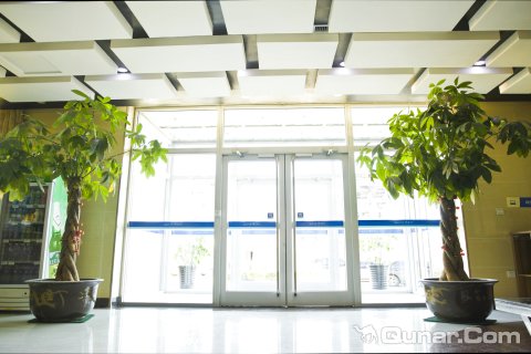 驿家365连锁酒店(雄安新区容城白洋淀站店)