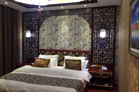 炉霍翔巴大酒店