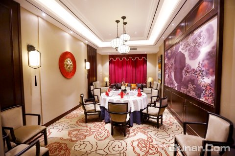 烟台龙湖假日酒店