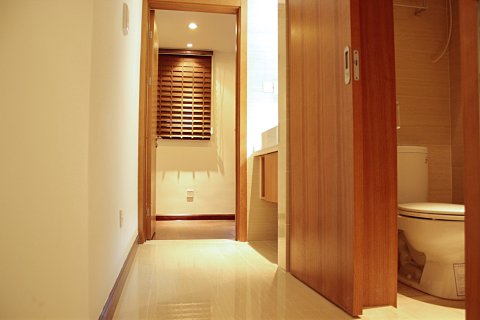 斯维登度假公寓(青岛石老人海水浴场国信体育中心店)