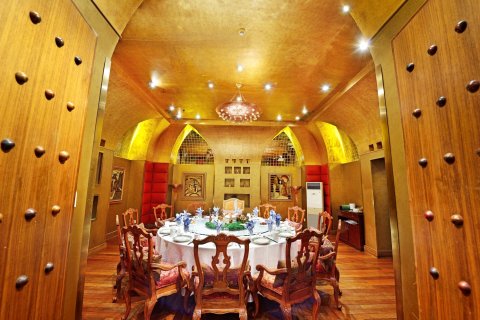 乌鲁木齐尊茂鸿福酒店(和田二街人民公园店)