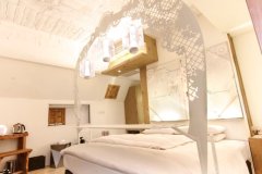 台南JJ-W佳佳西市场旅店(JJ W Hotel)