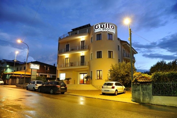 谷洛酒店(Gullo Hotel)