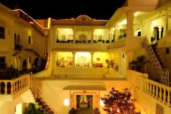 杰加特尼瓦斯宫殿酒店(Jagat Niwas Palace)