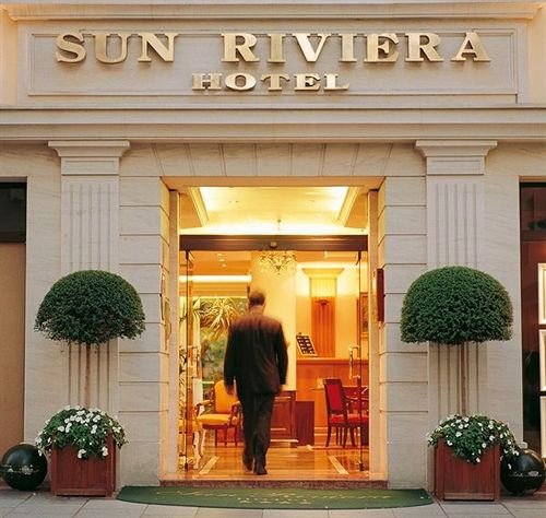 太阳里维拉酒店(Sun Riviera Hotel)