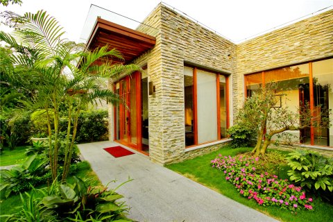 云浮新兴龙山温泉酒店