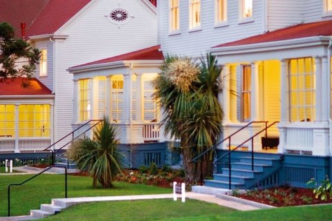 卡瓦略岬酒店(cavallo point)