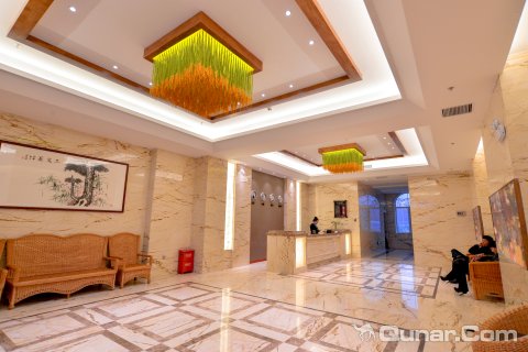 速8酒店(盘山盘锦北高速口水上乐园店)