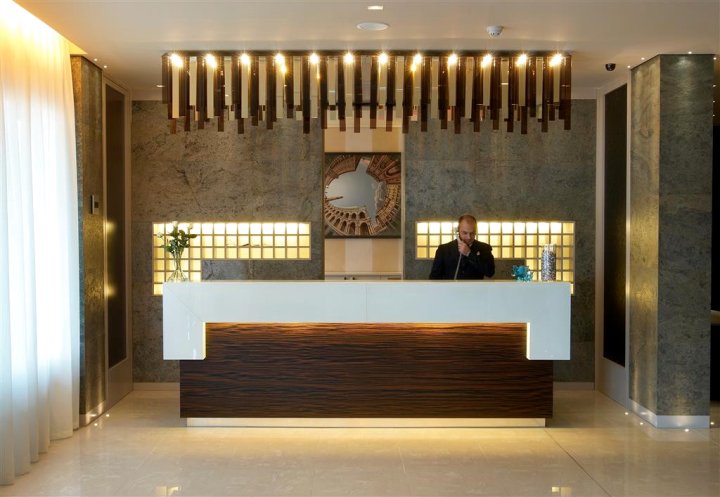 贝斯特韦斯特特托瑞酒店(Best Western Hotel Tre Torri)