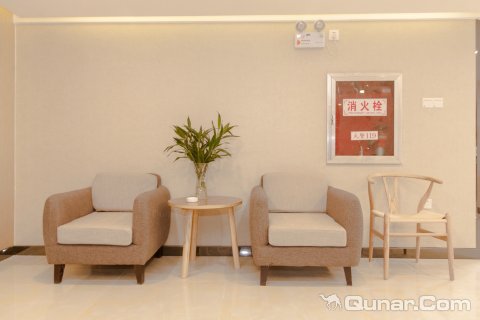 晨熹商务酒店(五河中旭兴业广场店)