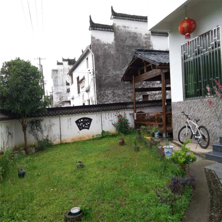 婺源古樟溪水雅园