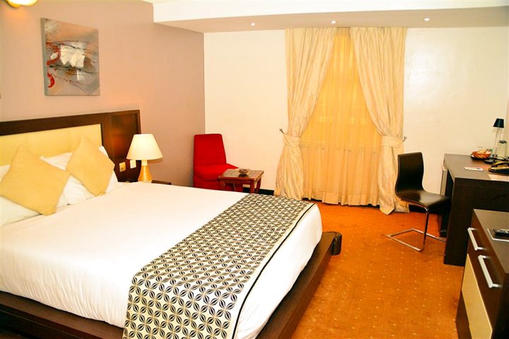 伊凯贾拉戈斯贝斯特韦斯特优质酒店(Best Western Plus Lagos Ikeja)