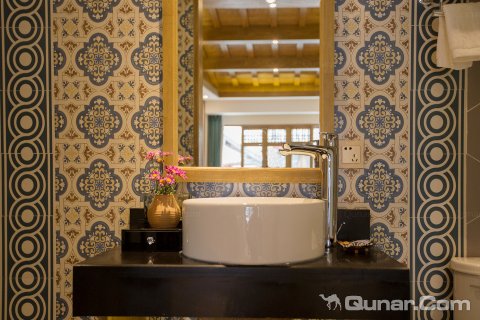 听花堂私人花园客栈(丽江蝶语店)