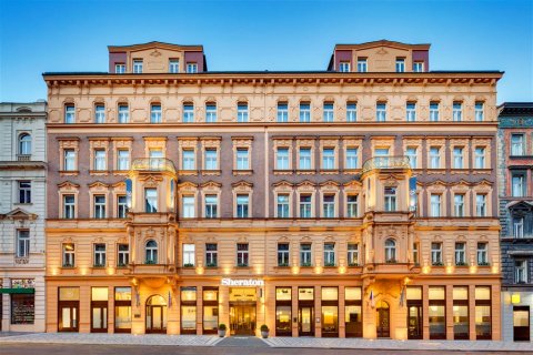 布拉格查尔斯广场喜来登酒店(Sheraton Prague Charles Square Hotel)
