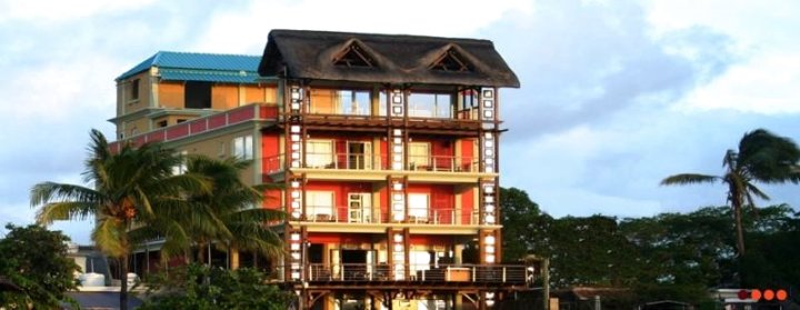 皇家夕阳住宿加早餐旅馆(Azure Beach Hotel Boutique)