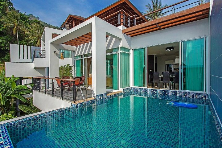 普吉岛卡塔地平线豪华四室别墅A2(Kata Horizon Villa A2 - 4 Bedrooms Villa Rental Near Kata Beach, Phuket)