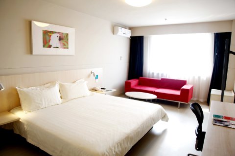 长春吉大一院酒店预订_宾馆住宿旅馆价格查询