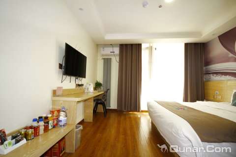 派酒店菏泽定陶万泰城店